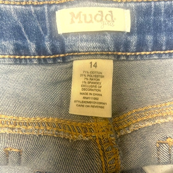 Mudd girls 14s Blue Denim Shorts with Lace Trim - Picture 2 of 5